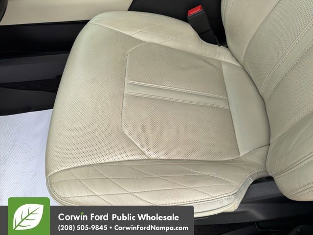 Used 2019 Ford Expedition Platinum image 24