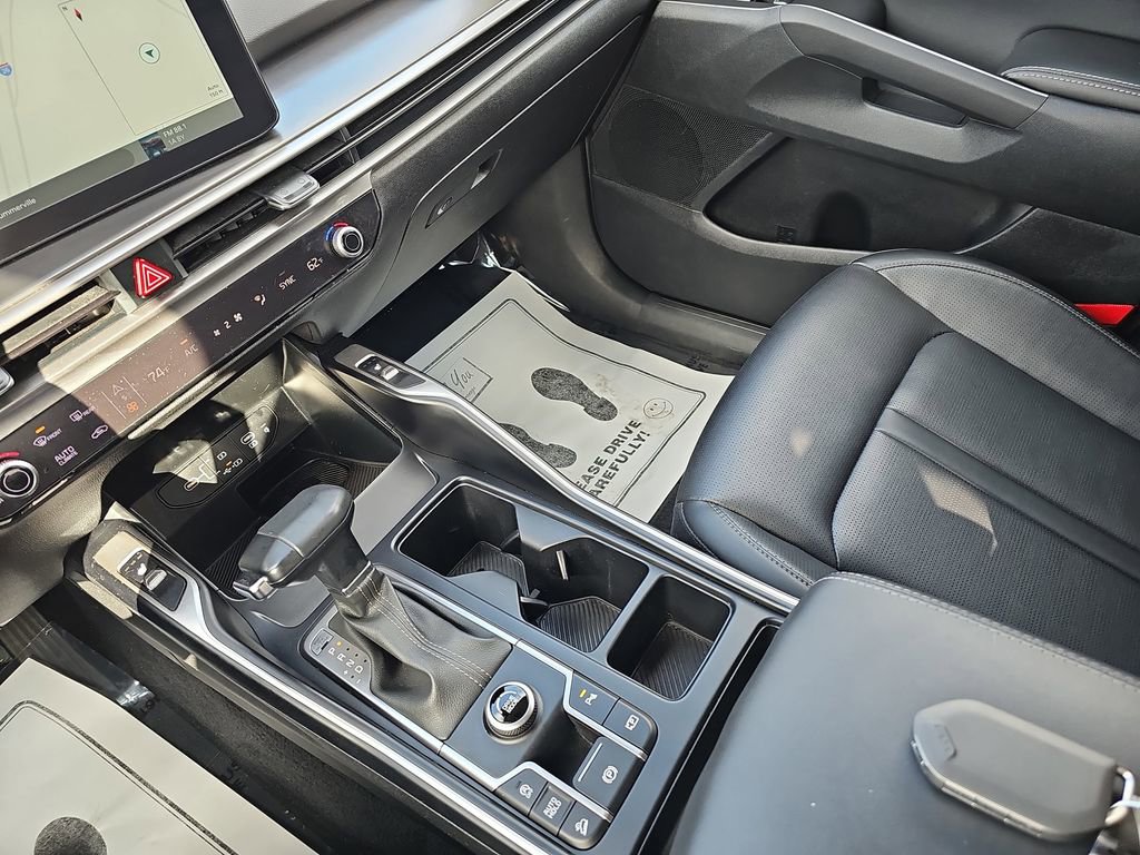 Used 2024 Kia Sorento EX w/ Panoramic Sunroof Package image 31