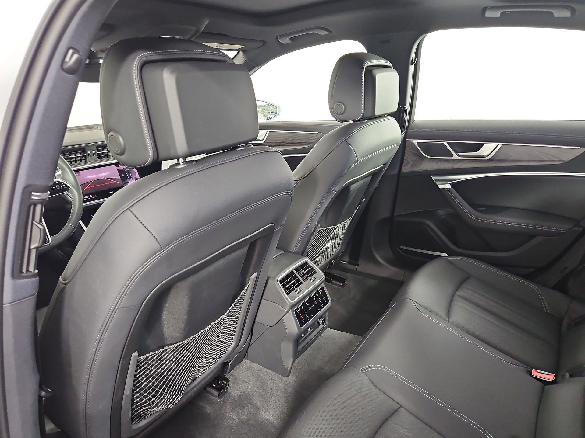 Certified 2025 Audi A6 Premium Plus w/ Premium Plus Package image 40