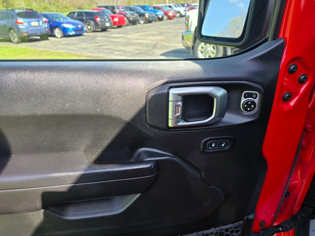 Used 2018 Jeep Wrangler Unlimited Sport S AWD/4WD image 12