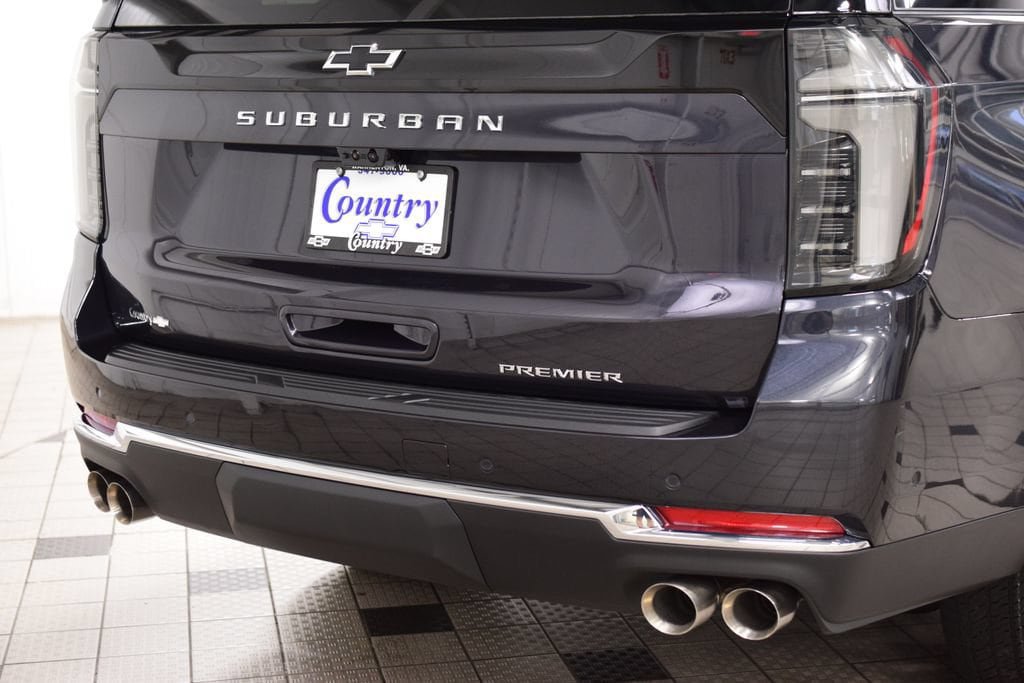 New 2026 Chevrolet Suburban Premier AWD/4WD image 21