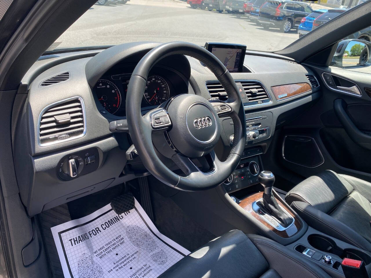 Used 2018 Audi Q3 2.0T Premium Plus w/ Premium Plus Package AWD/4WD image 10