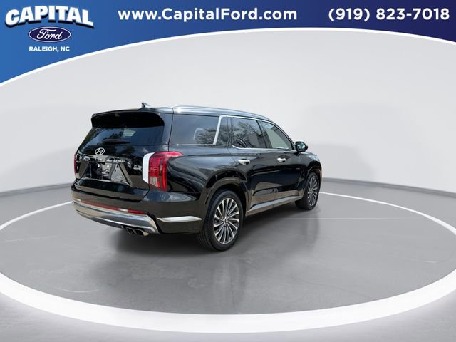 Used 2024 Hyundai Palisade Calligraphy image 8