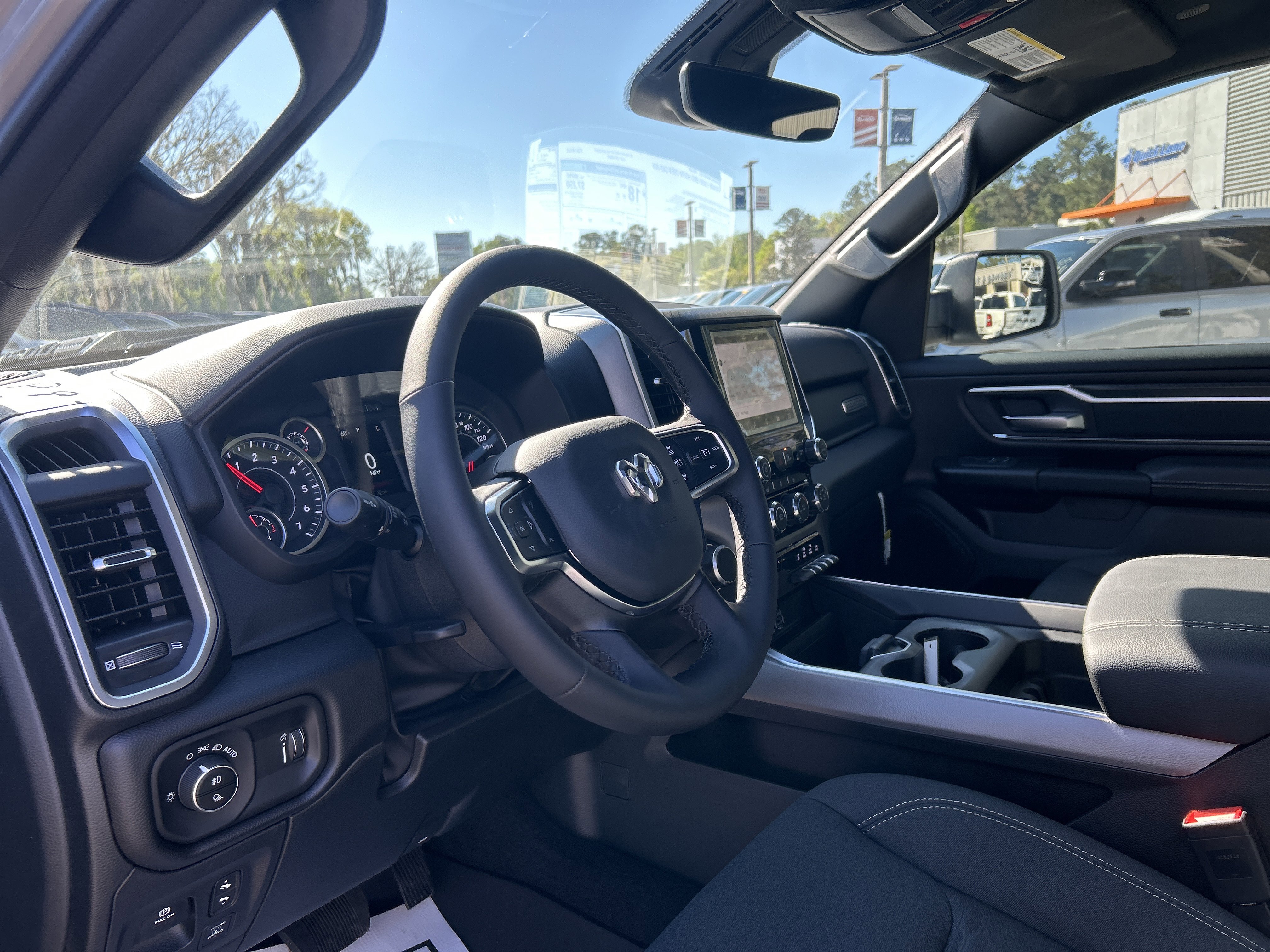 New 2026 RAM 1500 4x4 Crew Cab image 15