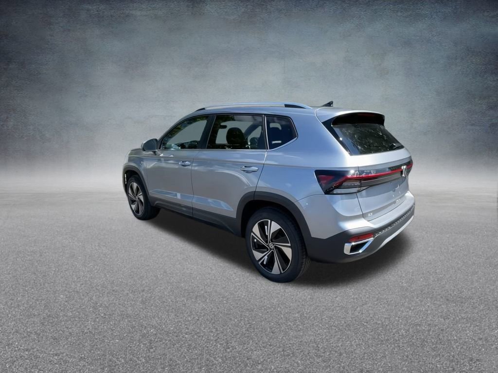 New 2025 Volkswagen Taos SE image 16