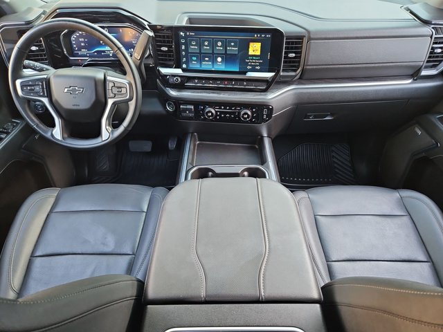 Used 2024 Chevrolet Silverado 2500 LTZ w/ LTZ Plus Package AWD/4WD image 17