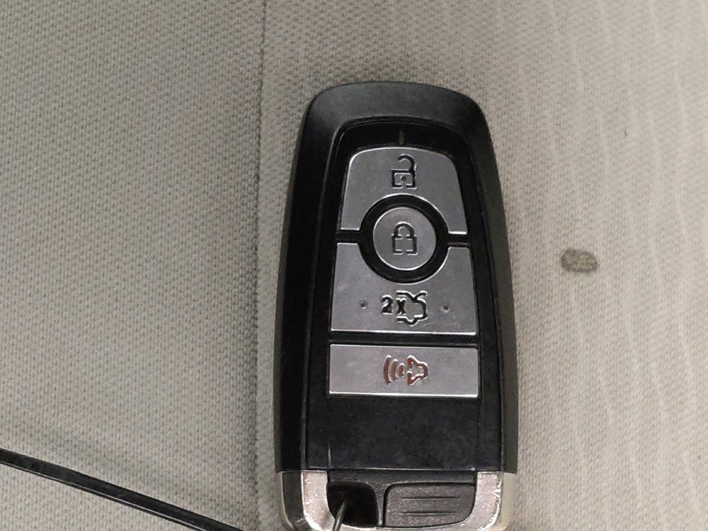 Used 2020 Ford Fusion SE w/ Equipment Group 151A FWD image 32
