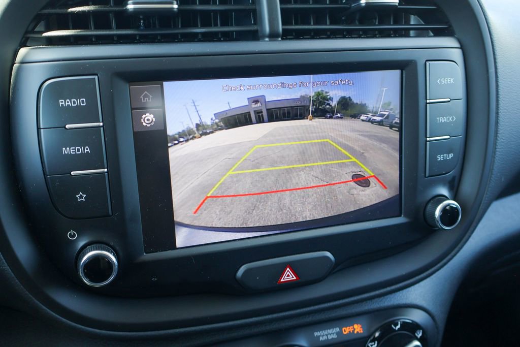 Used 2025 Kia Soul LX w/ LX Technology Package image 4