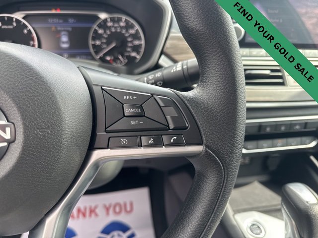 Used 2025 Nissan Altima 2.5 SV image 16