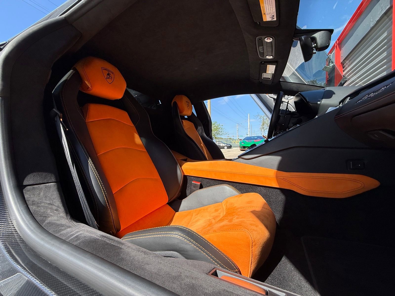 Used 2017 Lamborghini Aventador S image 17