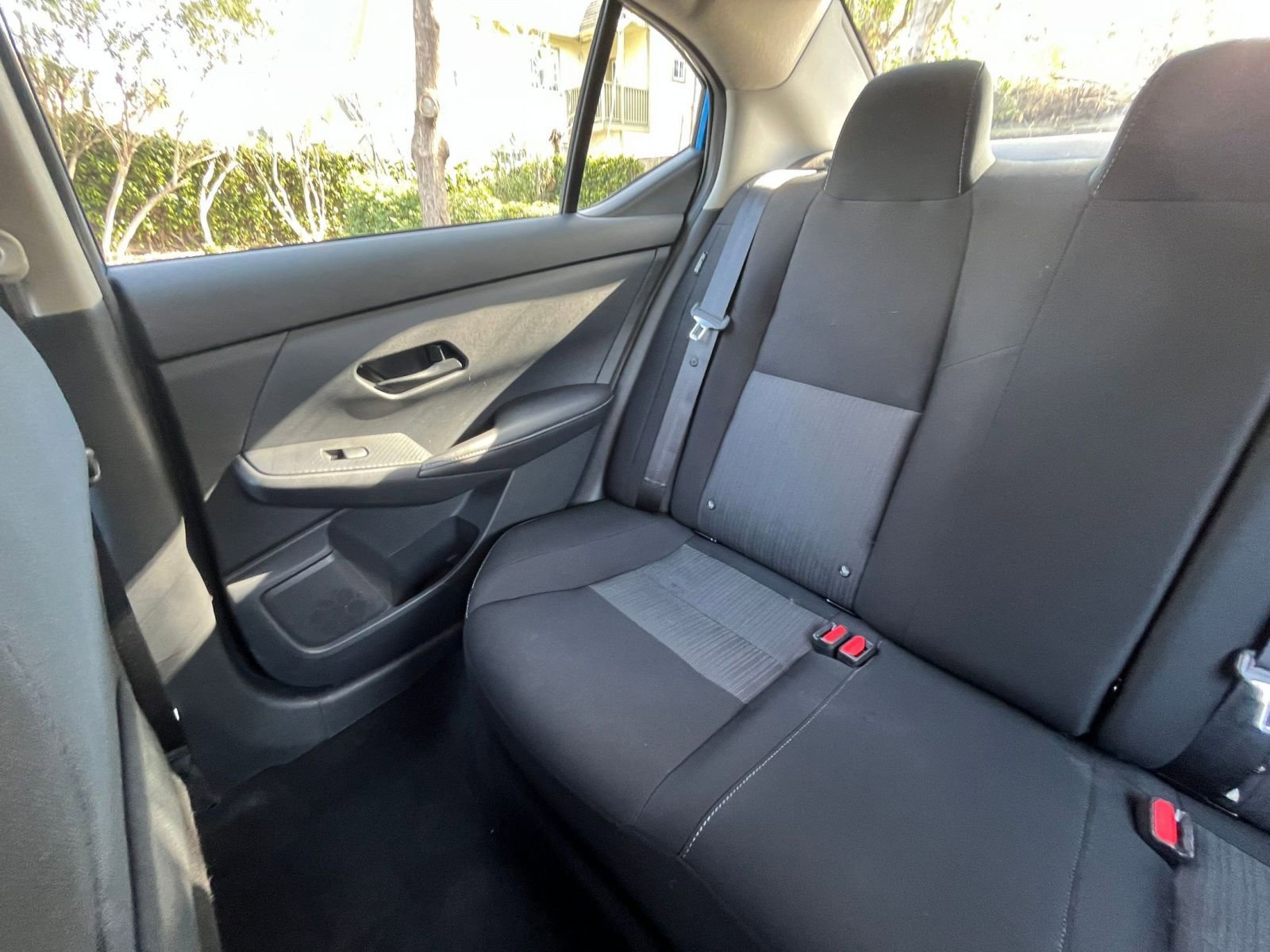 Used 2025 Nissan Sentra SV image 37