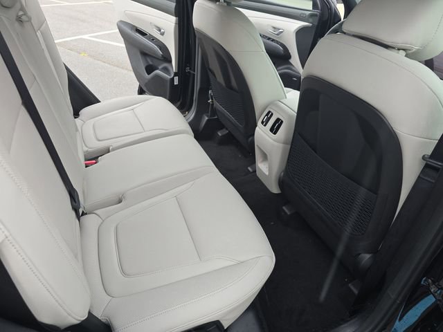 New 2025 Hyundai Tucson Limited image 19