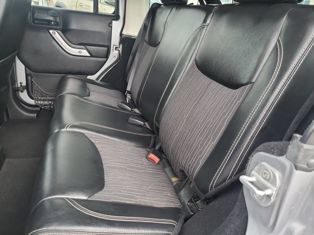 Used 2013 Jeep Wrangler Unlimited Sport AWD/4WD image 15