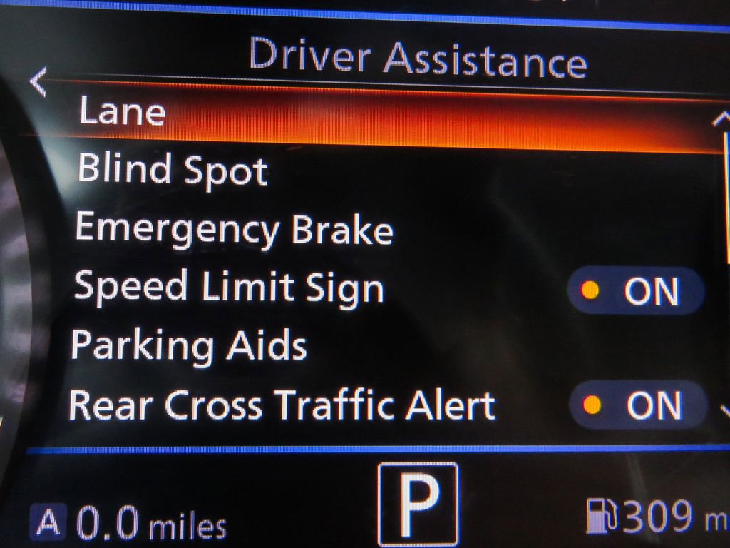 Used 2020 Nissan Sentra SV image 9