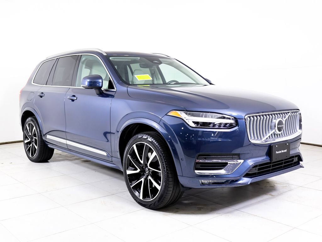 Used 2023 Volvo XC90 B6 Plus w/ Protection Package Premier AWD/4WD image 32