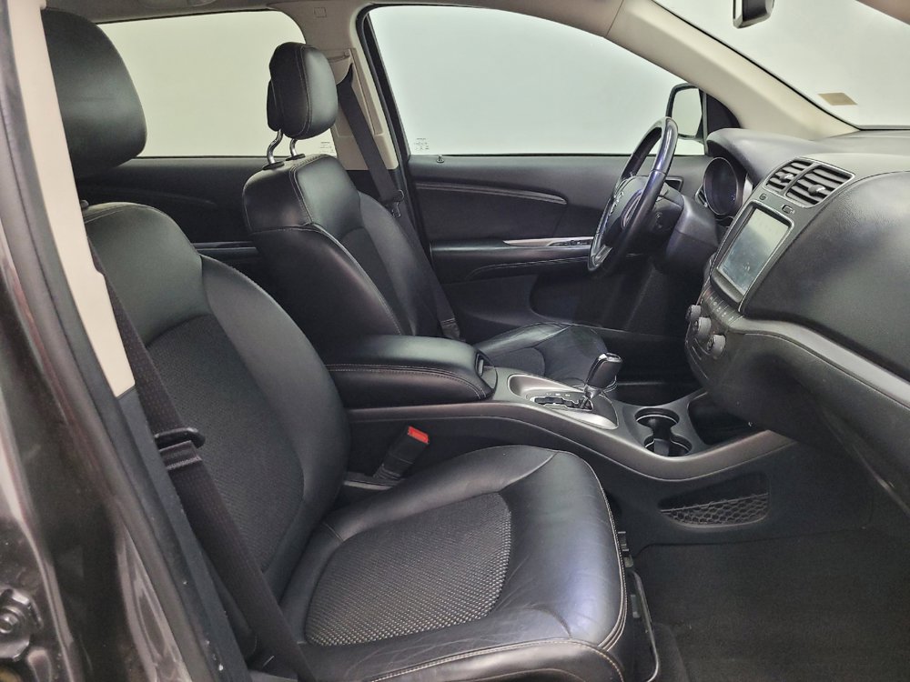 Used 2019 Dodge Journey Crossroad FWD image 21