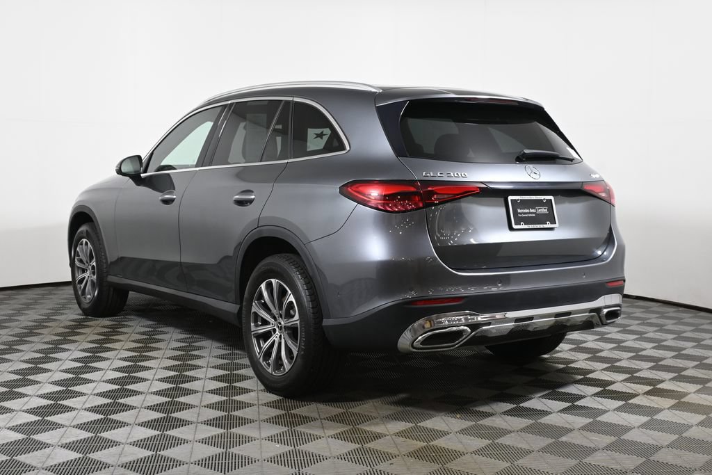 Used 2023 Mercedes-Benz GLC 300 4MATIC image 5
