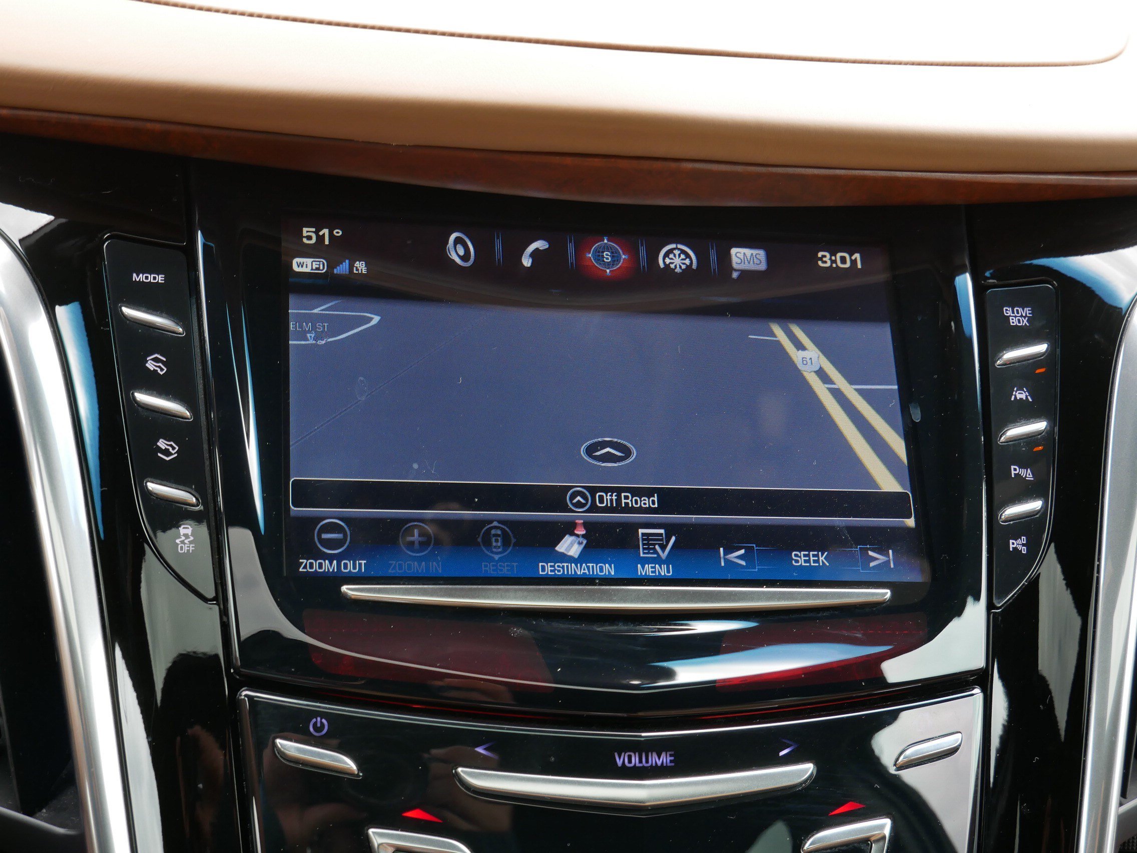 Used 2017 Cadillac Escalade Platinum AWD/4WD image 24