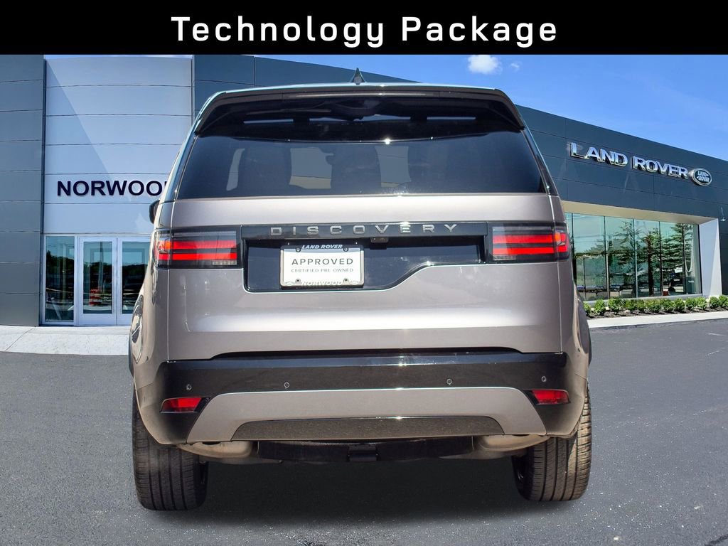 Used 2025 Land Rover Discovery Dynamic SE image 5