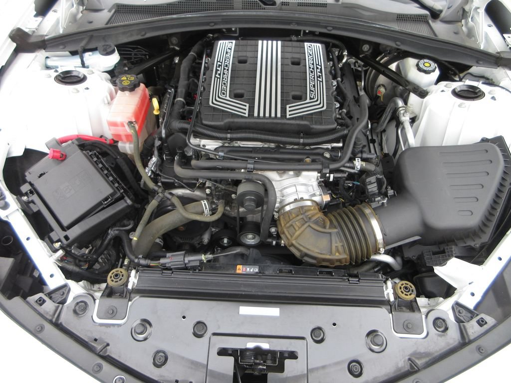 Used 2018 Chevrolet Camaro ZL1 RWD image 29