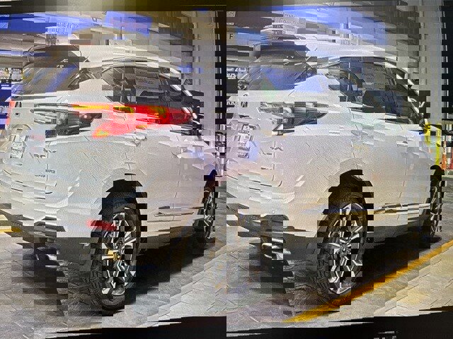 Used 2023 Acura RDX AWD w/ Advance Package image 4