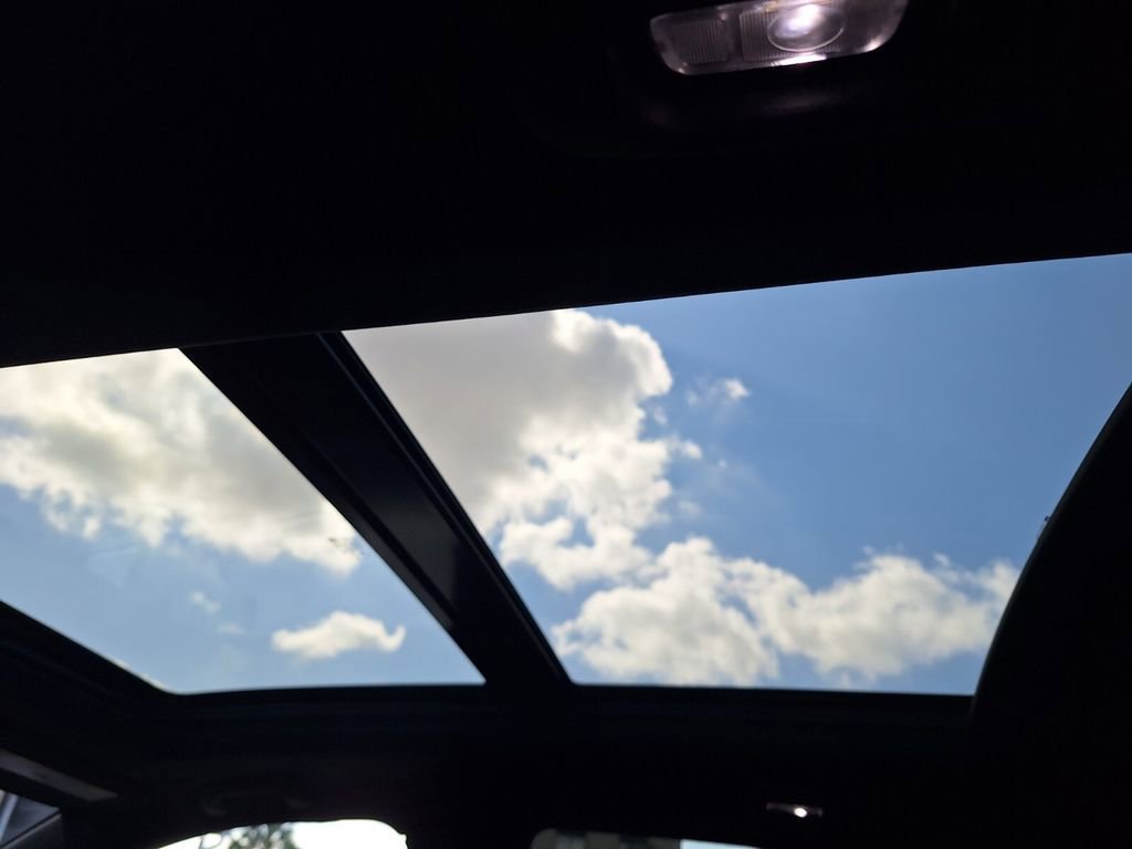 Certified 2024 Cadillac XT5 Premium Luxury image 10