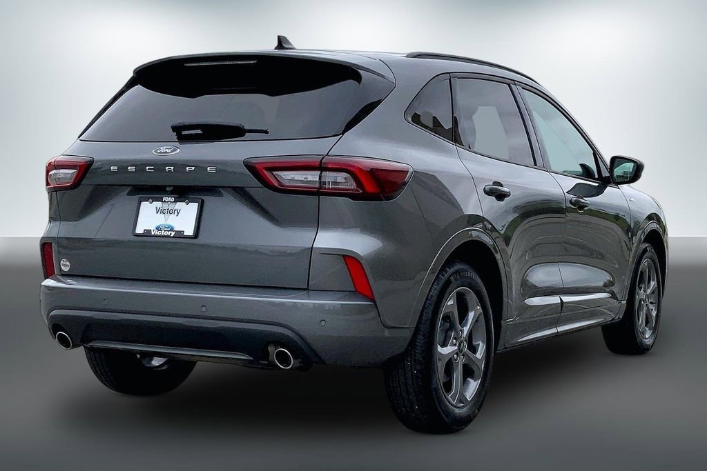 Used 2024 Ford Escape ST-Line w/ Tech Pack #1 FWD image 12