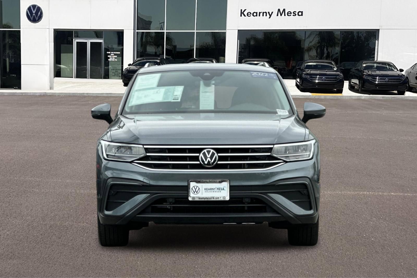 Used 2022 Volkswagen Tiguan SE FWD image 9
