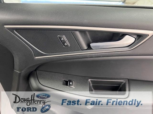 Used 2024 Ford Edge SEL image 35