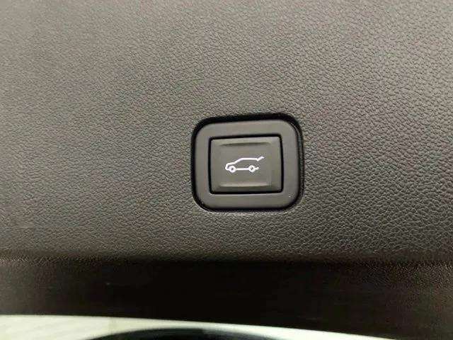 Used 2024 Cadillac XT6 Luxury AWD/4WD image 10