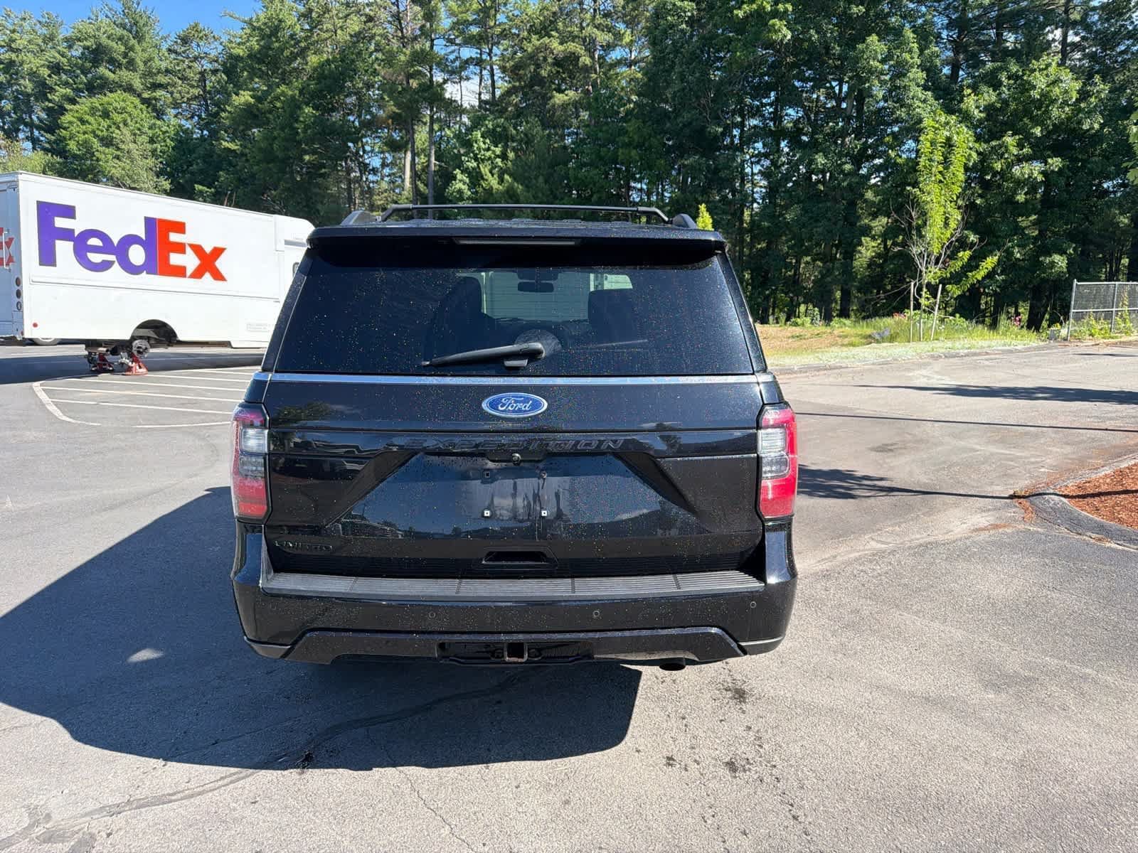 Used 2019 Ford Expedition Limited w/ Equipment Group 303A AWD/4WD image 6