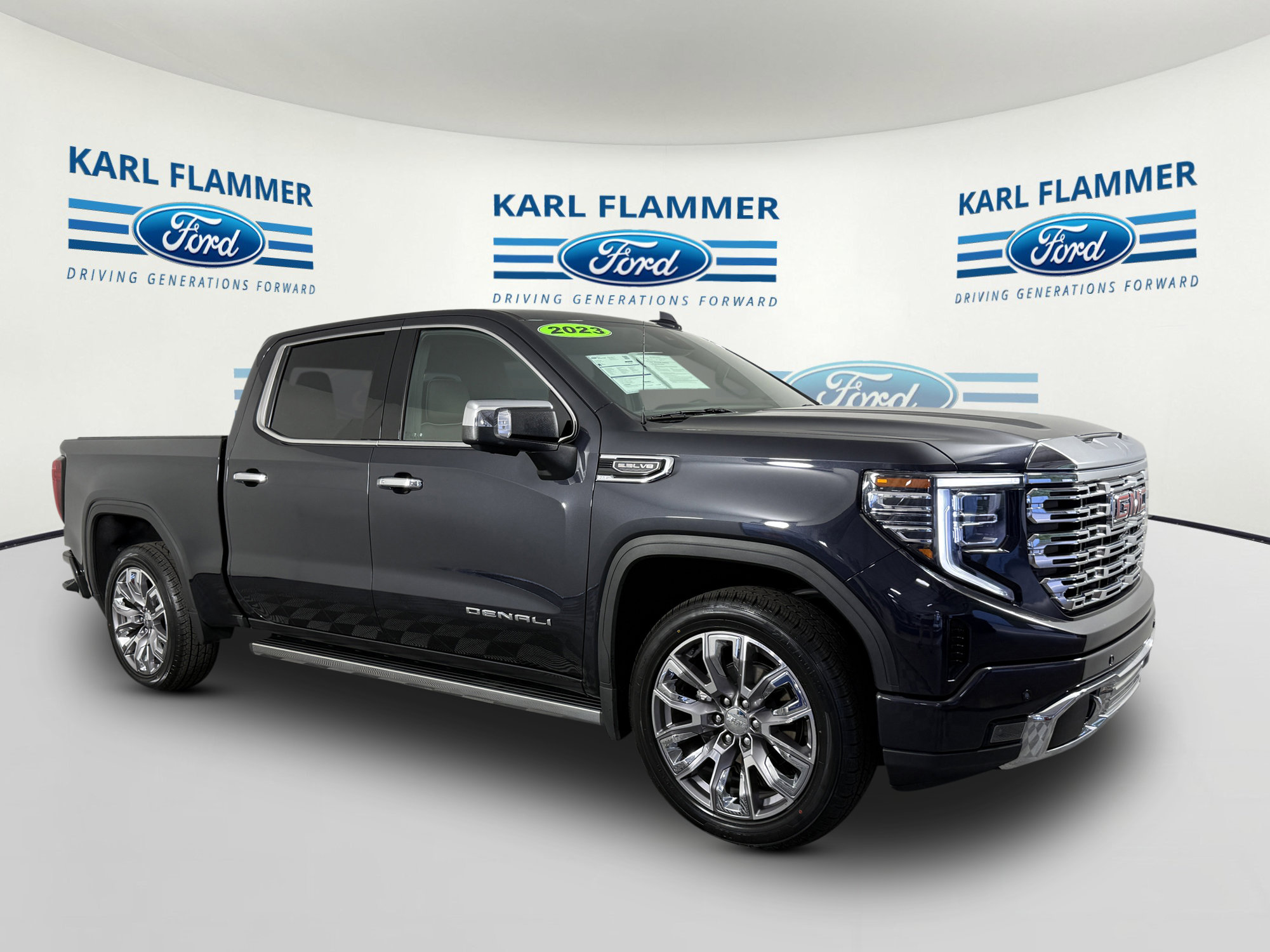Used 2023 GMC Sierra 1500 Denali w/ Denali Reserve Package AWD/4WD video 1