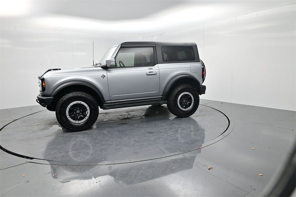 Used 2023 Ford Bronco Outer Banks w/ Sasquatch Package image 4