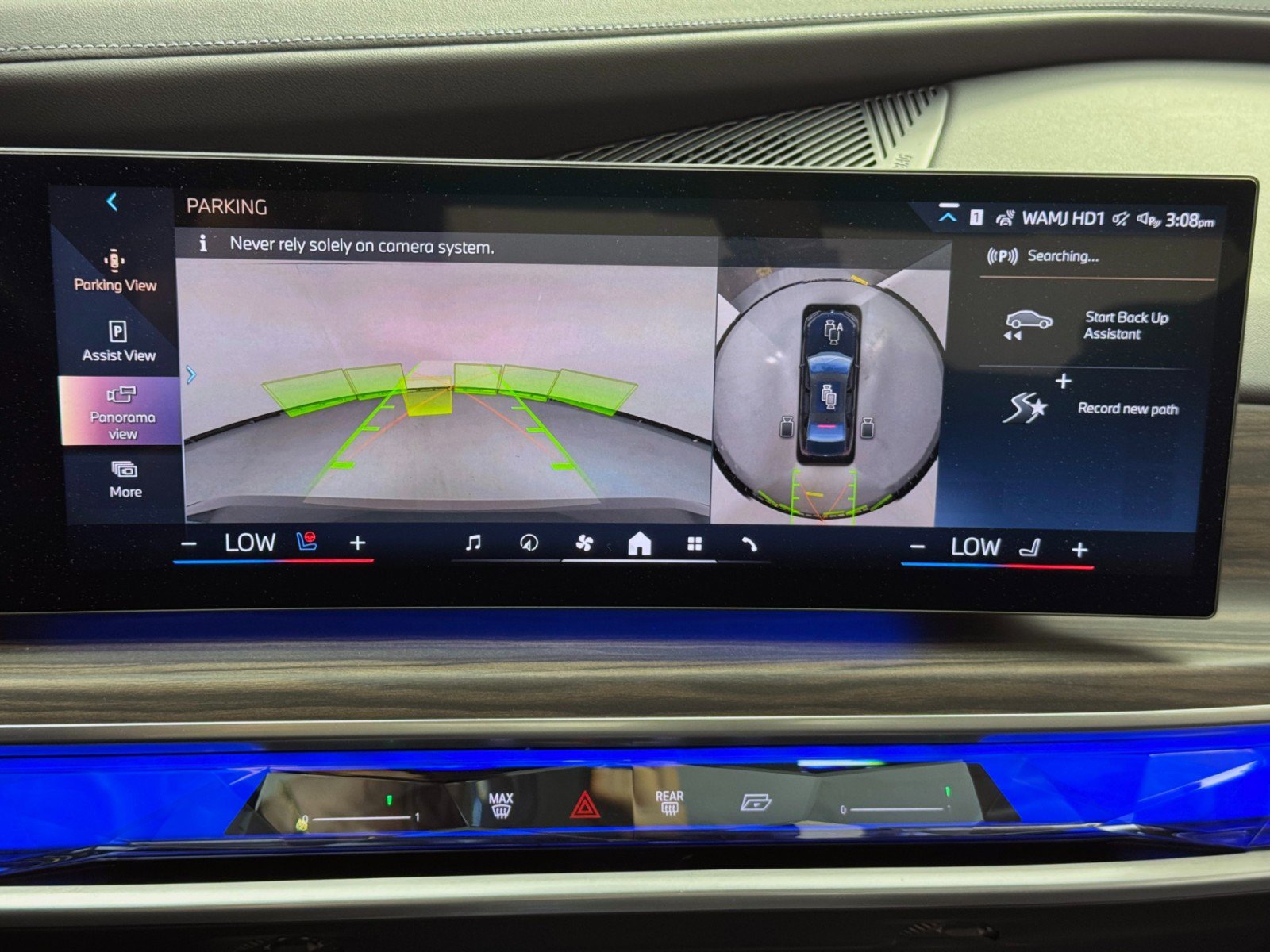 Used 2024 BMW i7 eDrive50 w/ M Sport Package image 31