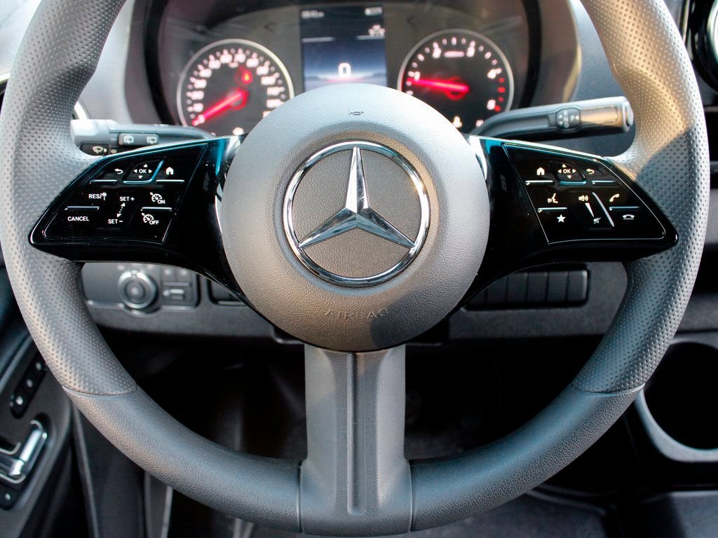 Used 2026 Mercedes-Benz Sprinter 2500 image 16