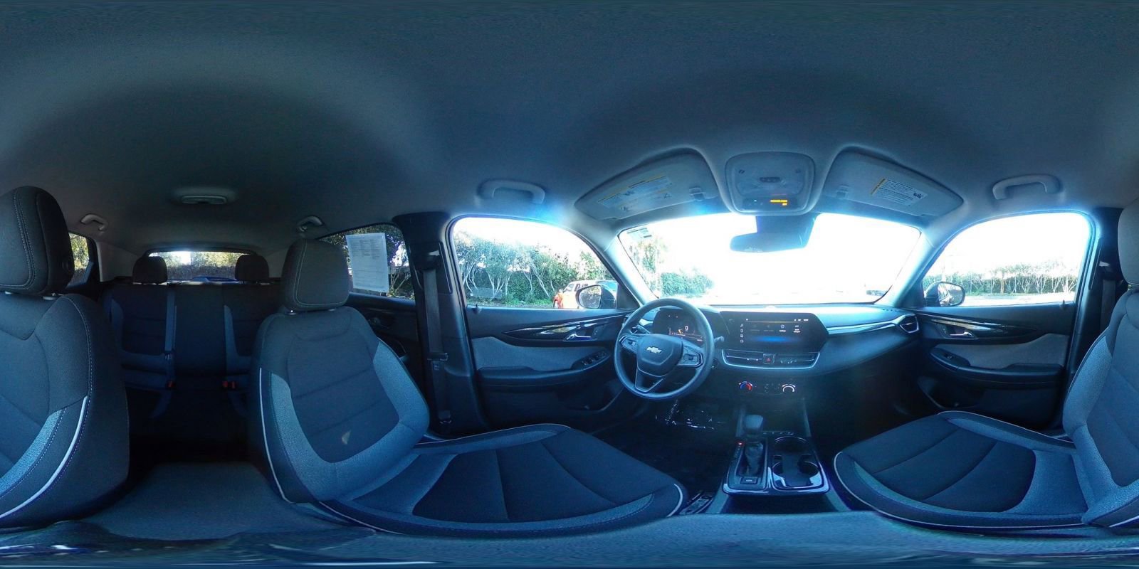 Used 2025 Chevrolet TrailBlazer LT image 40