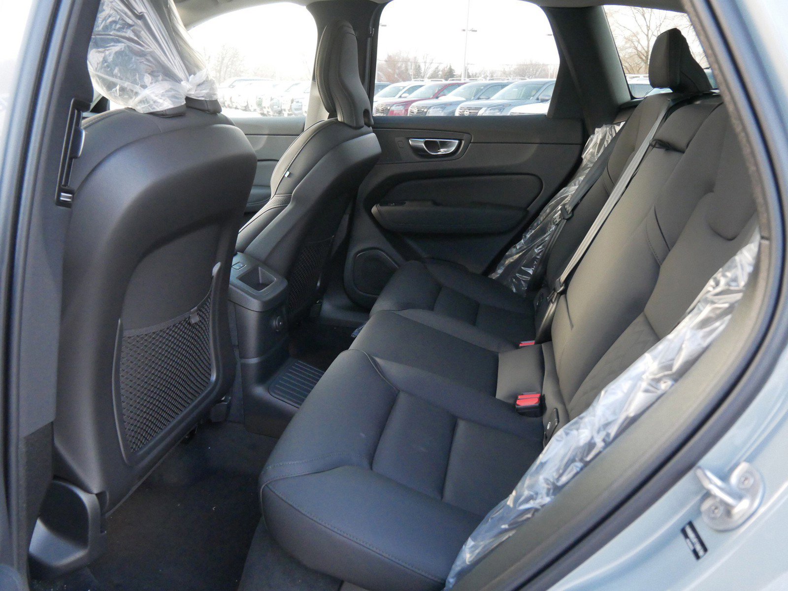 New 2026 Volvo XC60 T8 Plus w/ Climate Package image 6