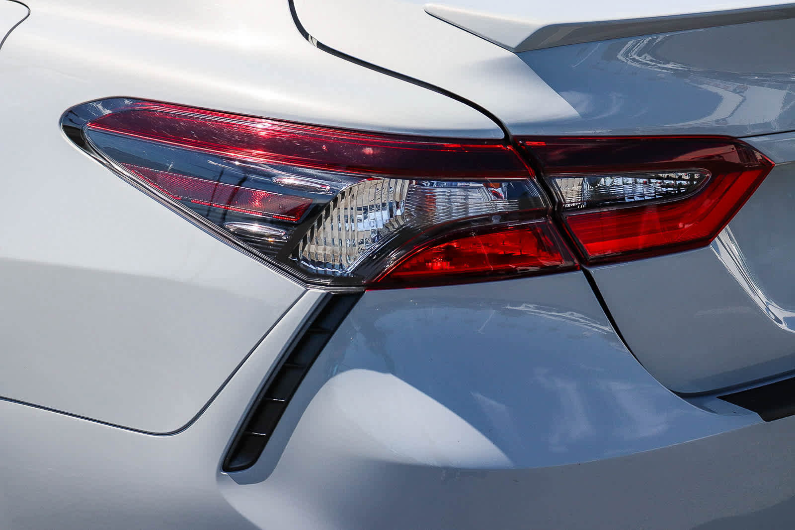 Used 2024 Toyota Camry SE FWD image 9