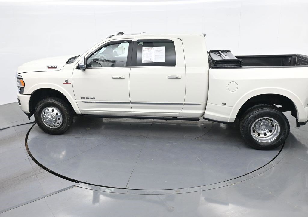 Used 2022 RAM 3500 Limited AWD/4WD image 24