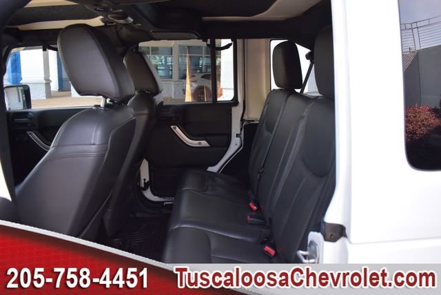 Used 2015 Jeep Wrangler Unlimited Sahara w/ Katzkin Premium Leather Group image 20