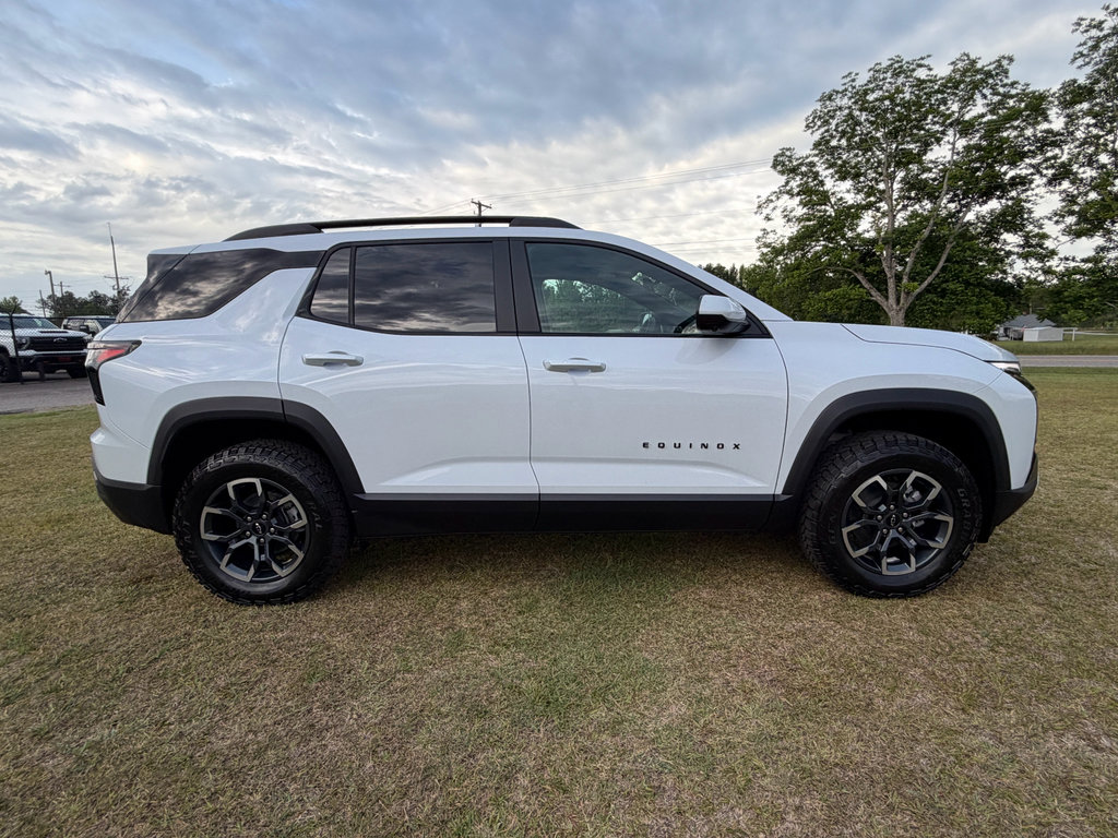 New 2026 Chevrolet Equinox ACTIV w/ Convenience Package III FWD image 2