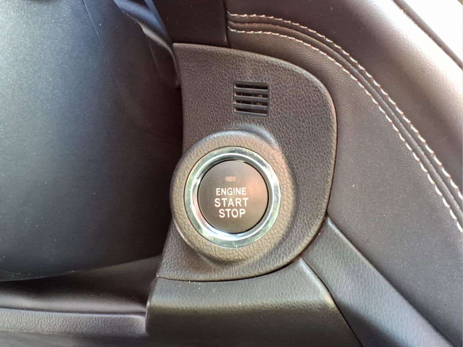 Used 2025 Subaru Outback Premium w/ Popular Package #1A image 15