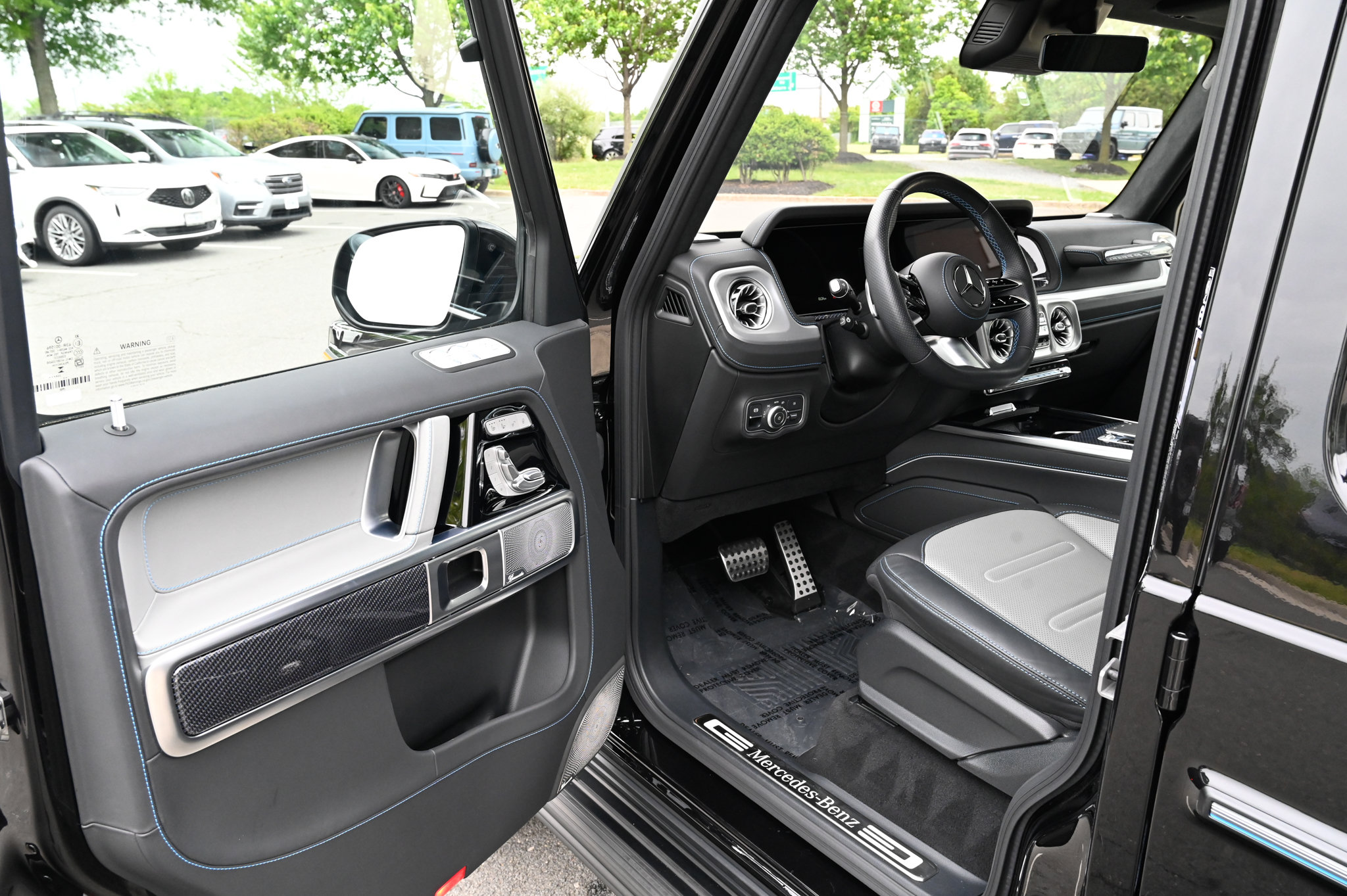 Used 2025 Mercedes-Benz G 580 w/ EQ Technology image 16