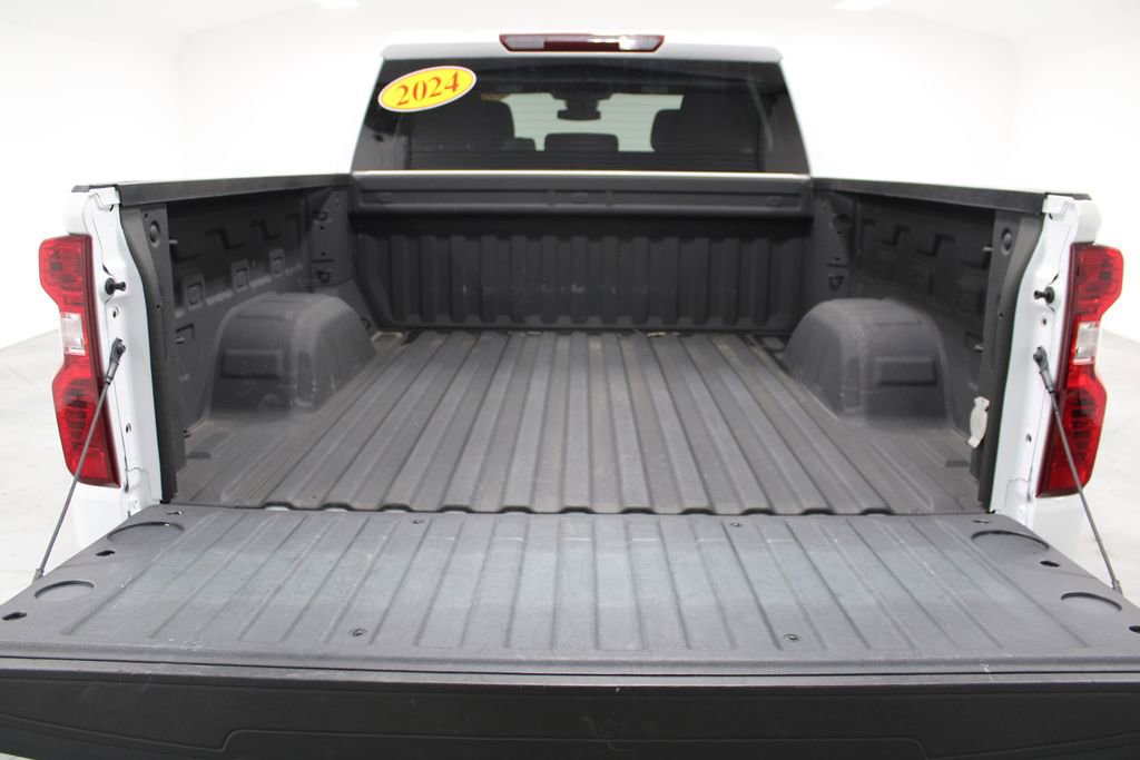 Used 2024 Chevrolet Silverado 1500 Custom image 17