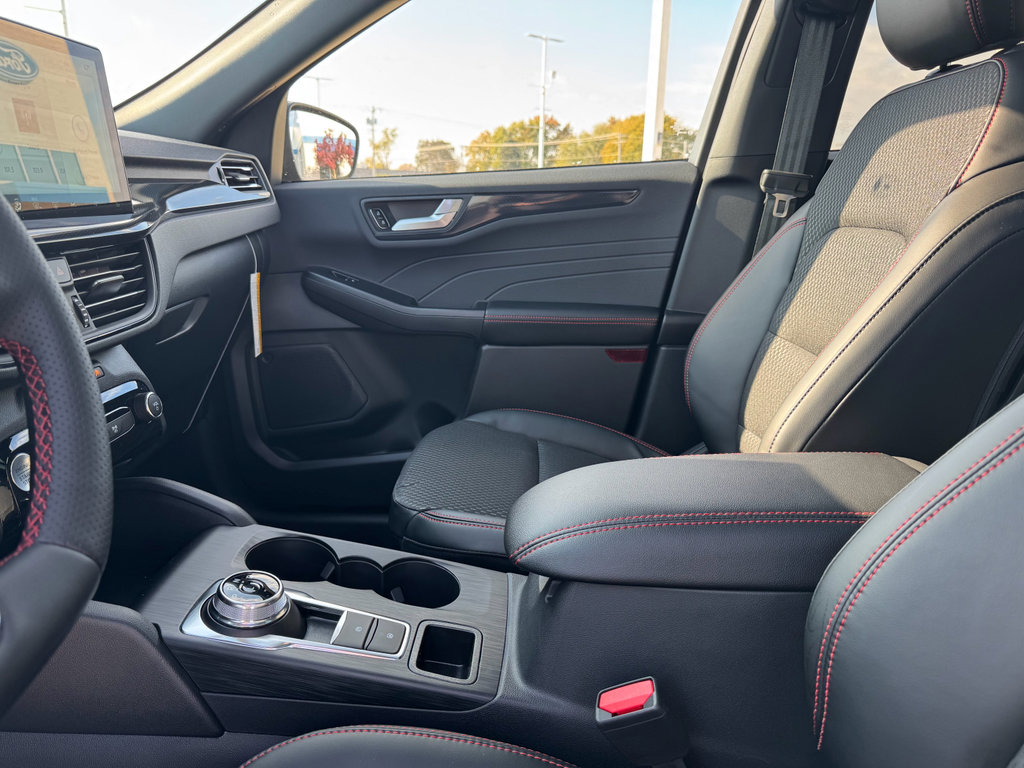New 2026 Ford Escape ST-Line image 28