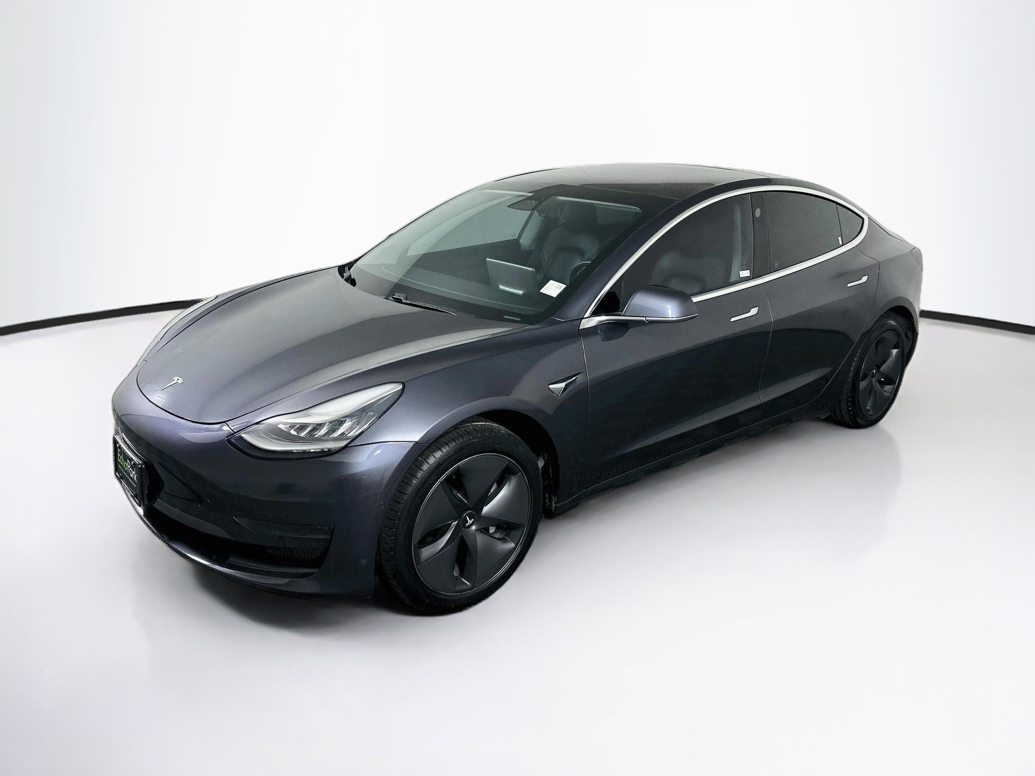 Used 2020 Tesla Model 3 Standard Range Plus RWD image 3