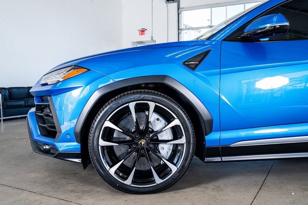 Used 2019 Lamborghini Urus image 9