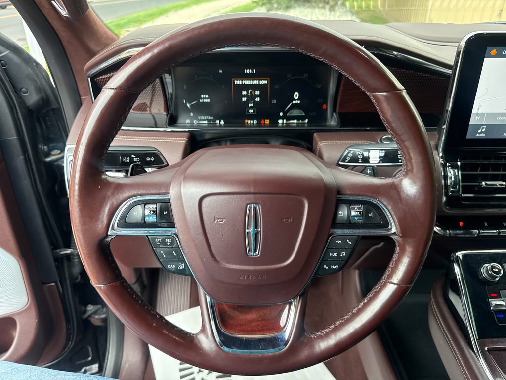 Used 2018 Lincoln Navigator Black Label AWD/4WD image 14