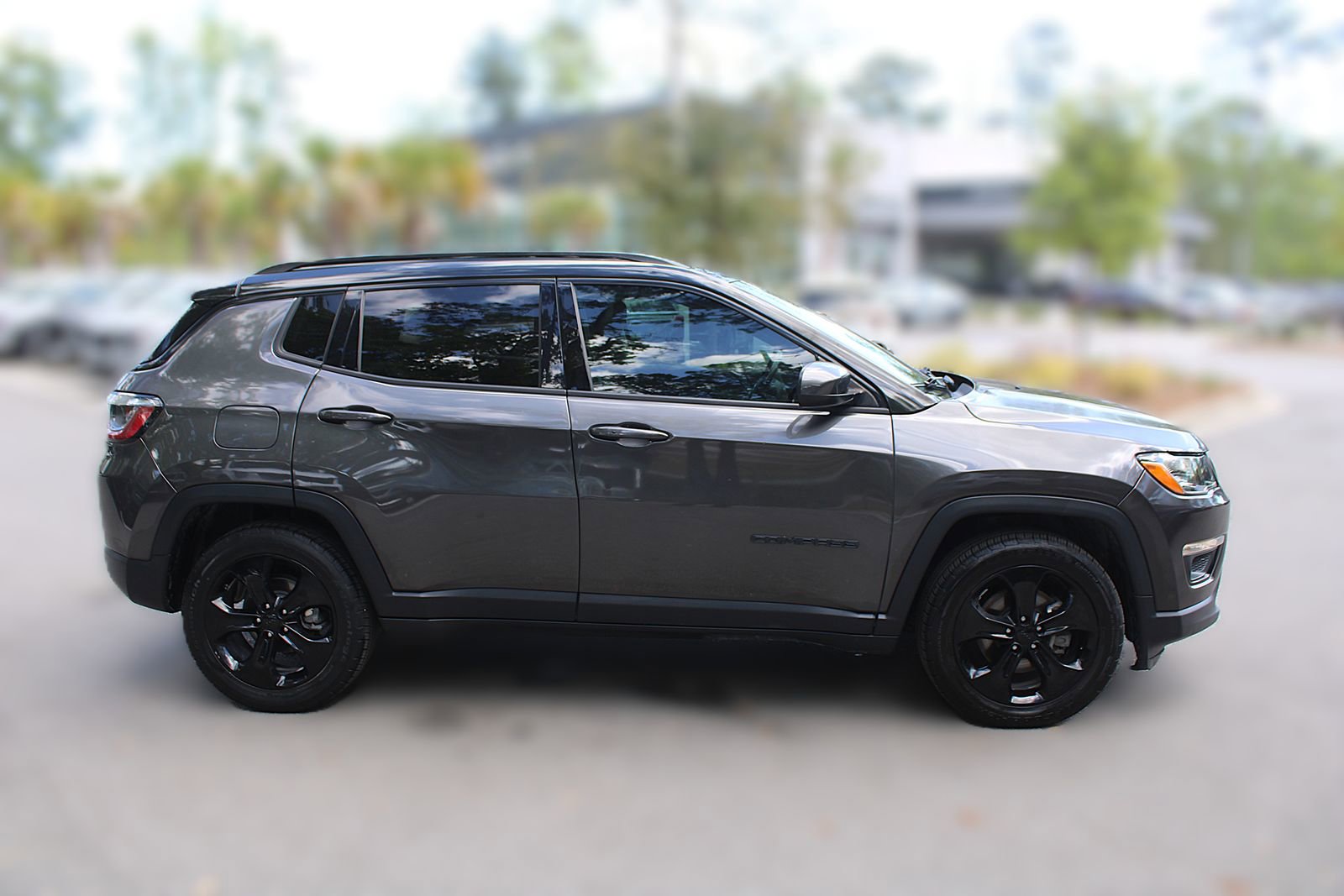 Used 2018 Jeep Compass Altitude image 13