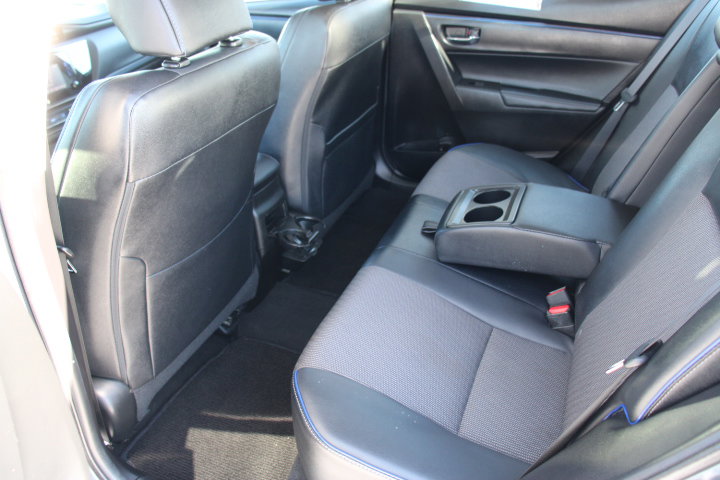 Used 2017 Toyota Corolla SE image 13